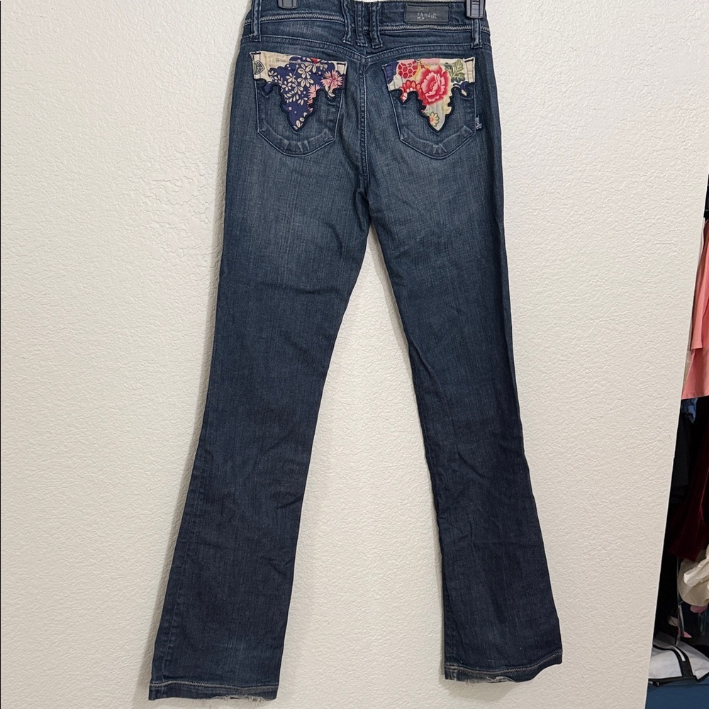 Antik Denim Blue Jeans with Floral Pocket Design